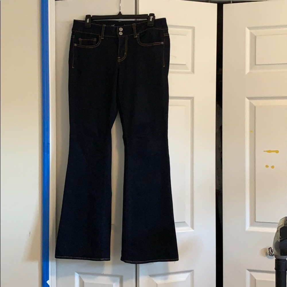 American Eagle flare dark wash jeans